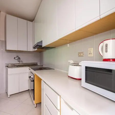 Chic In By The Beach Apartman *